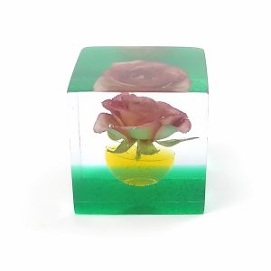 レジン・フラワーキューブ・バラ-赤fc008